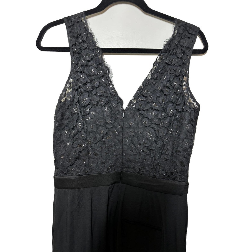 Reiss Suzy black lace Party jumpsuit, sleeveless Vneck and vback. Size 8 Women